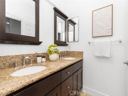 31  Dinuba  , Irvine, CA