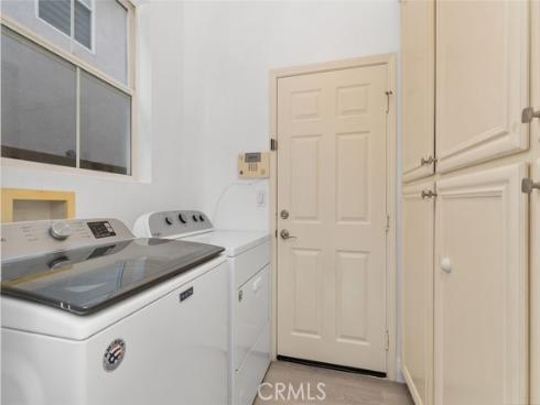 31  Dinuba  , Irvine, CA