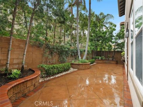 31  Dinuba  , Irvine, CA