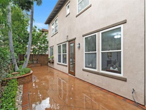 31  Dinuba  , Irvine, CA