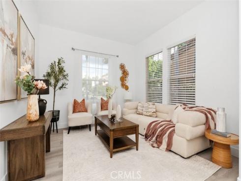 31  Dinuba  , Irvine, CA