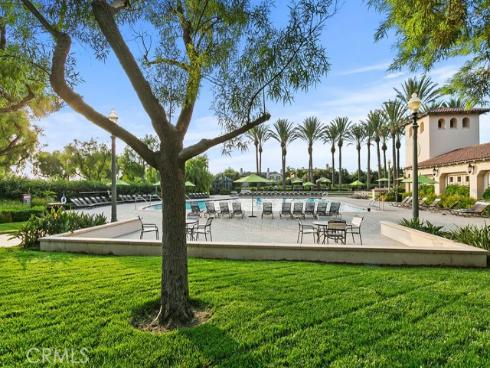 31  Dinuba  , Irvine, CA