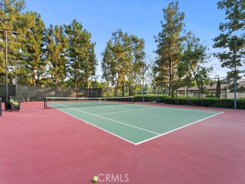 31  Dinuba  , Irvine, CA