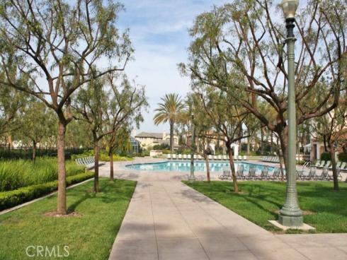 31  Dinuba  , Irvine, CA