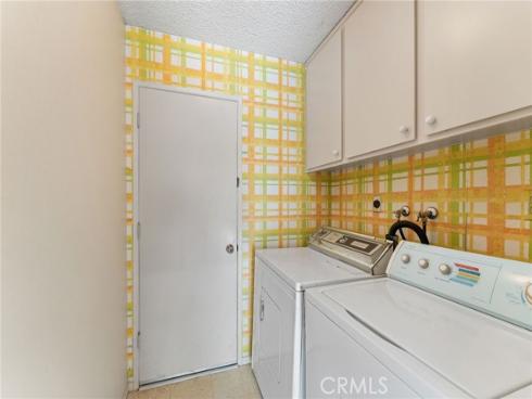 15422  Alsace  , Irvine, CA