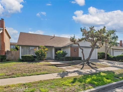 15422  Alsace  , Irvine, CA