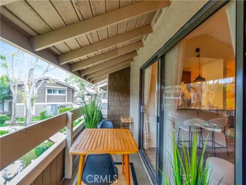 174  Streamwood  , Irvine, CA