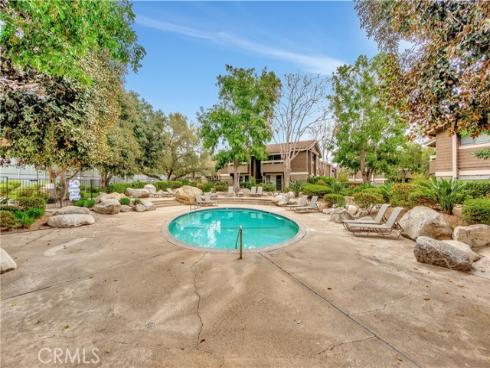 174  Streamwood  , Irvine, CA