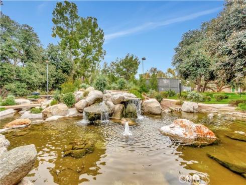 174  Streamwood  , Irvine, CA