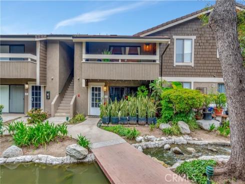 174  Streamwood  , Irvine, CA