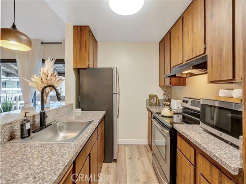 174  Streamwood  , Irvine, CA