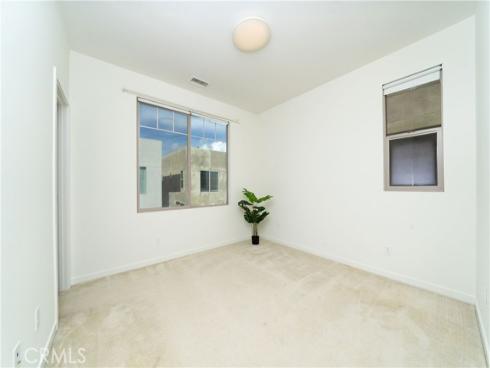 217  Magnet  , Irvine, CA