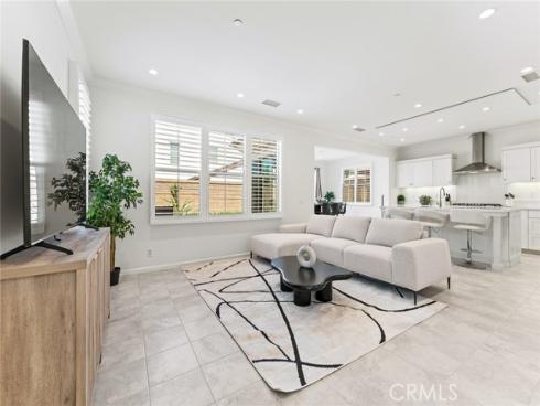 87  Darby  , Irvine, CA