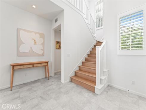 87  Darby  , Irvine, CA