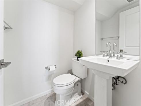 87  Darby  , Irvine, CA