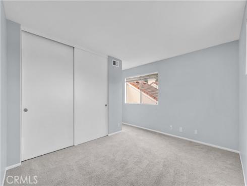 4  Wellesley  , Irvine, CA