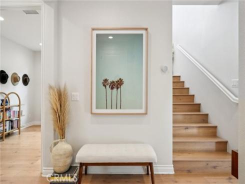 110  Globe  , Irvine, CA