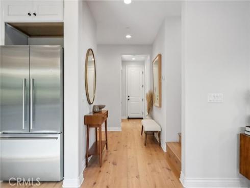 110  Globe  , Irvine, CA