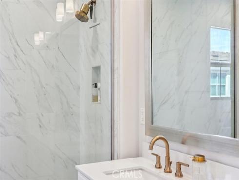 110  Globe  , Irvine, CA