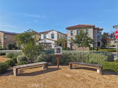 110  Globe  , Irvine, CA