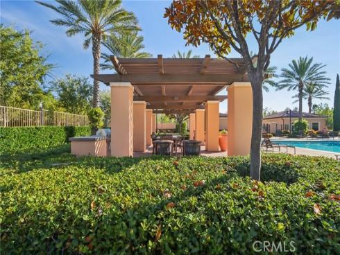 110  Globe  , Irvine, CA