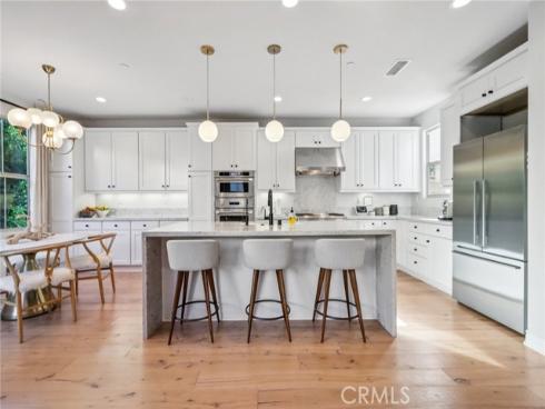 110  Globe  , Irvine, CA