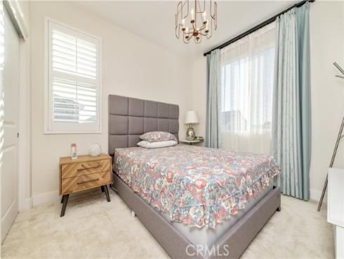 200  Zawn  , Irvine, CA