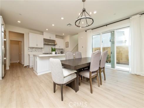 200  Zawn  , Irvine, CA