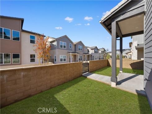 289  Shoveler  , Irvine, CA