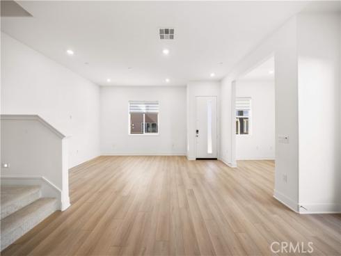 289  Shoveler  , Irvine, CA