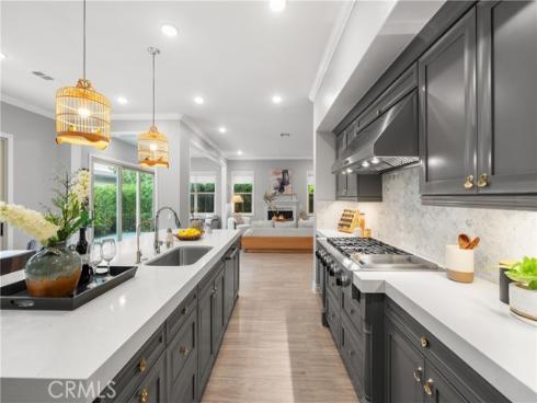 113  Wanderer  , Irvine, CA