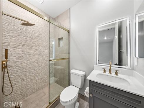 113  Wanderer  , Irvine, CA