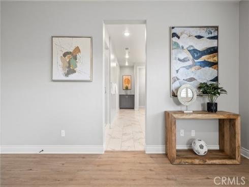 113  Wanderer  , Irvine, CA