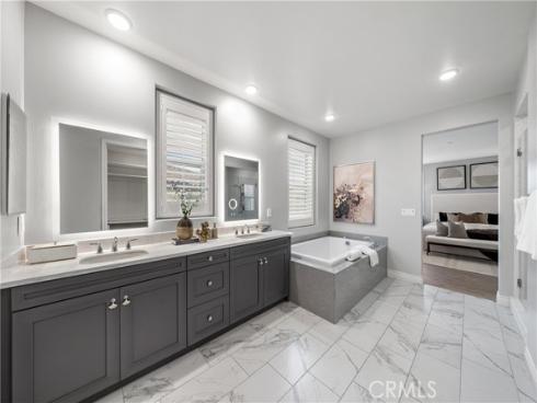 113  Wanderer  , Irvine, CA