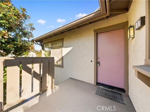 37  Rockwood  , Irvine, CA
