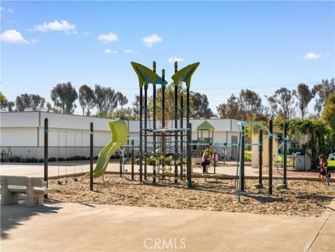 37  Rockwood  , Irvine, CA