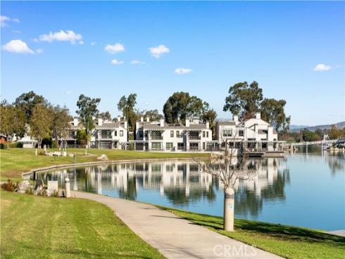 37  Rockwood  , Irvine, CA