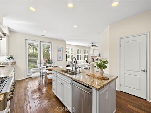 21  Paperbark  , Irvine, CA