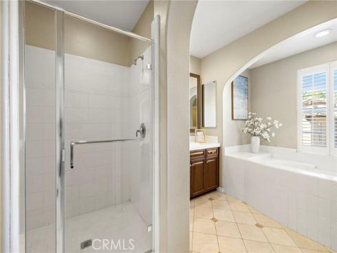 21  Paperbark  , Irvine, CA