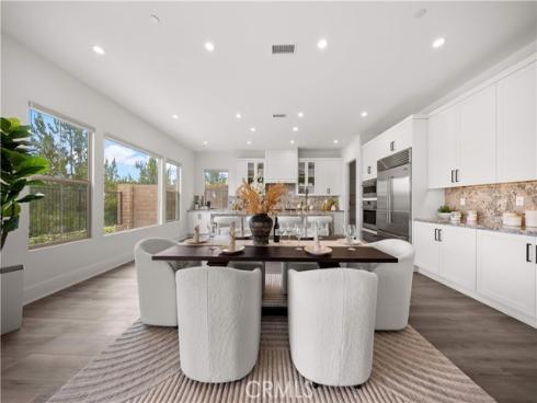 59  Longchamp  , Irvine, CA