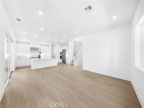 165  Sawbuck  , Irvine, CA