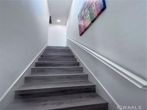 129  Cadence  , Irvine, CA