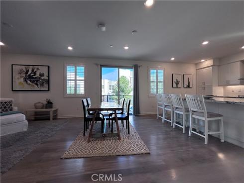 129  Cadence  , Irvine, CA