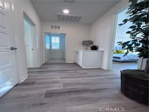 129  Cadence  , Irvine, CA