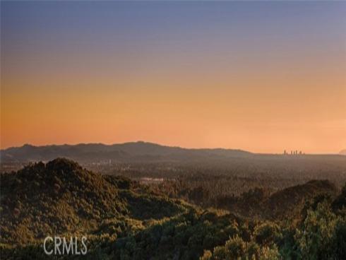 560  Peninsula  , Irvine, CA