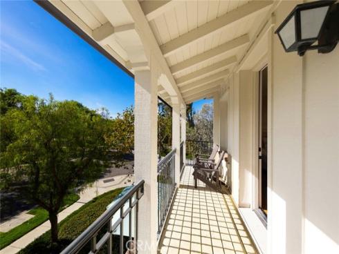 20  Ridge Valley  , Irvine, CA