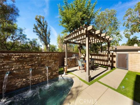 20  Ridge Valley  , Irvine, CA