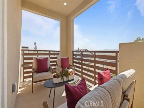 300  Junco  , Irvine, CA