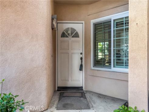 28  Almador  , Irvine, CA