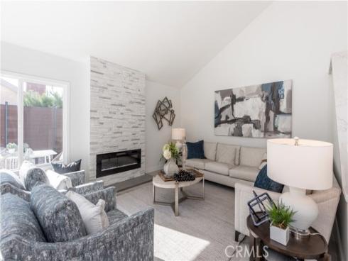 39  Cape Cod  , Irvine, CA